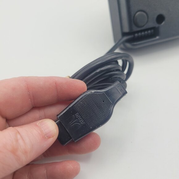 OEM Genuine Atari 2600 Wired Classic Joystick Controller Pad Black - Picture 4 of 4